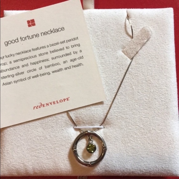 💚Red Envelope Peridot Bamboo Pendant Necklace - Picture 2 of 8